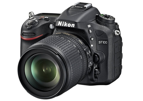 Nikon D7100 18-105MM
